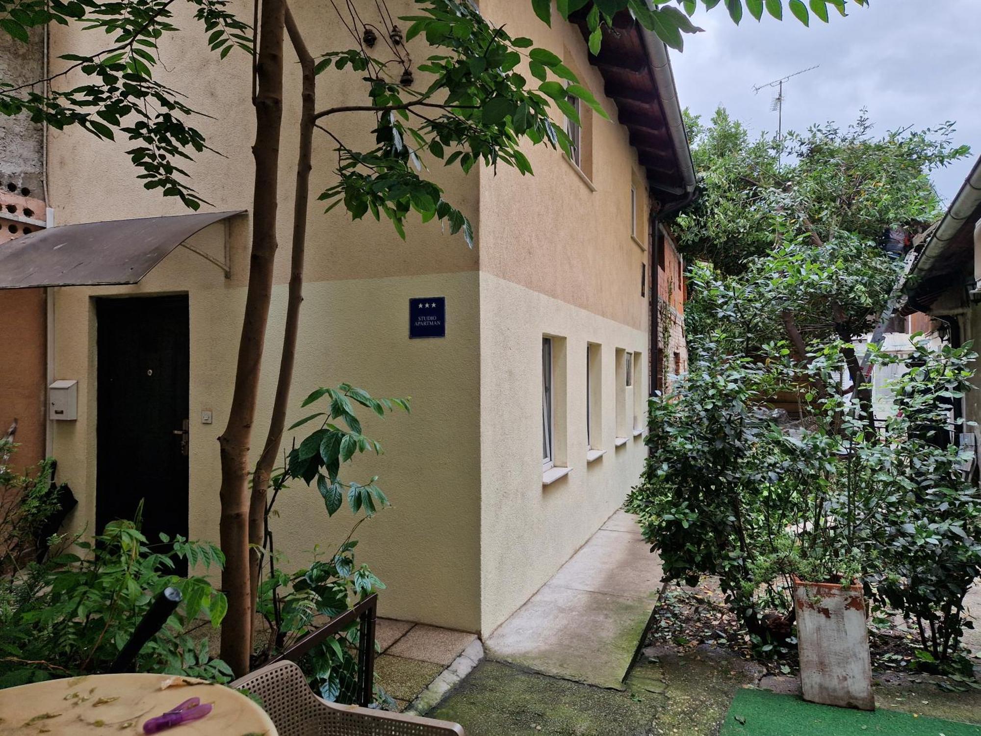 Studio Sweet Home Zagreb Bagian luar foto